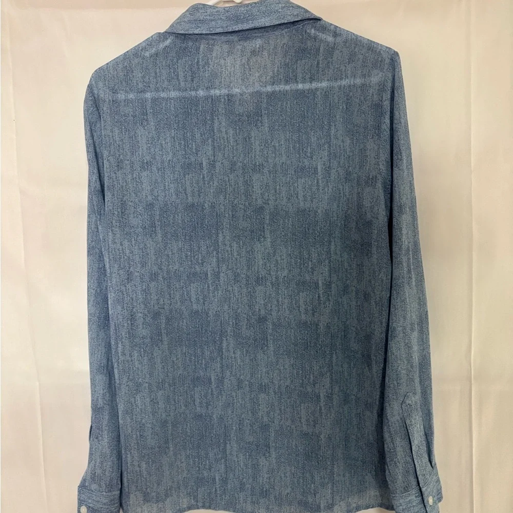 Womens size small Michael Kors button up shirt, #A993